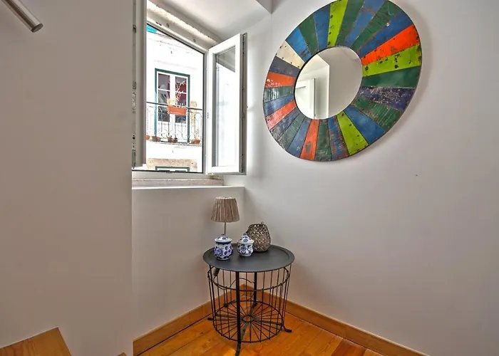 The Famous Blue House بيت للعطل