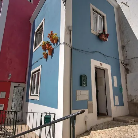 Hébergement de vacances The Famous Blue House *
